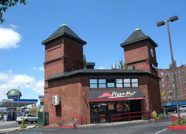 Pizza Hut