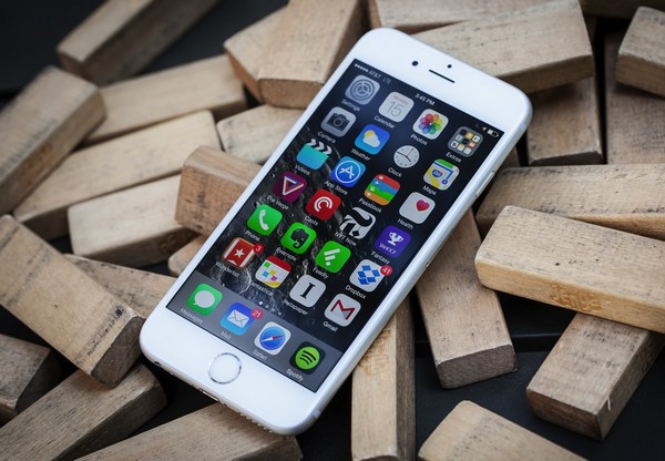 Apple iPhone 6