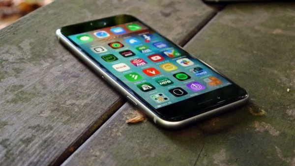 Apple iPhone 6S
